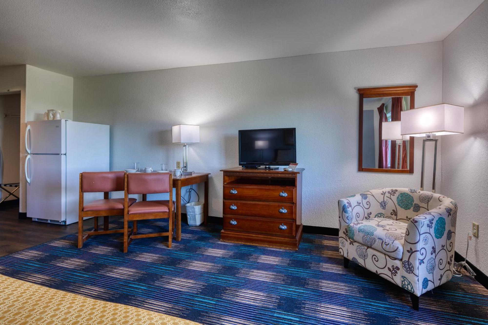 All Towne Suites Saint Robert Exterior foto